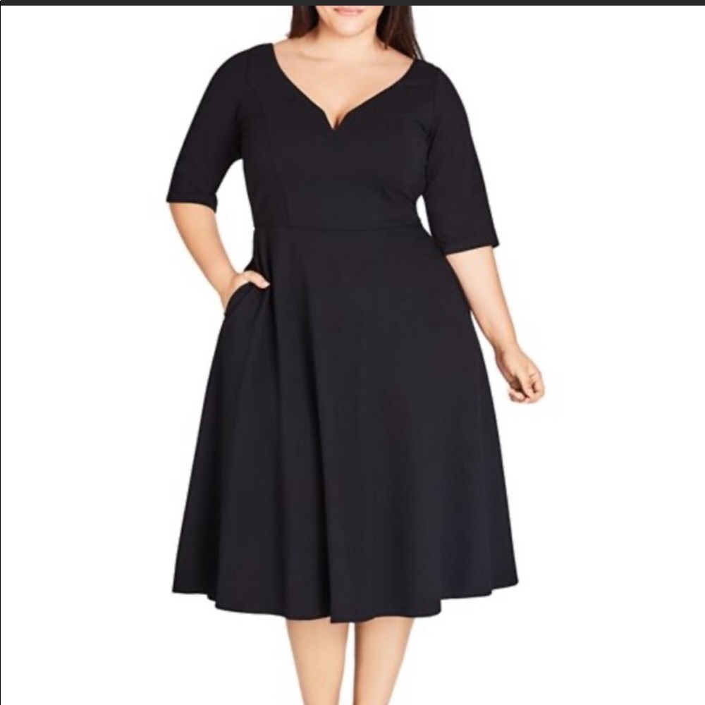 City chic black dress